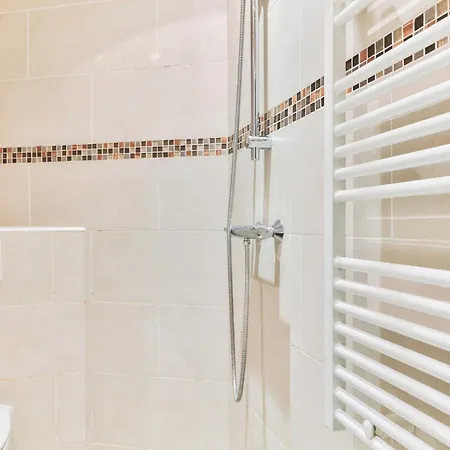 Lägenhet Charming 1br 4p - Eiffel Tower Trocadero