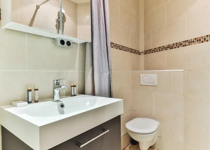 Lägenhet Charming 1br 4p - Eiffel Tower Trocadero